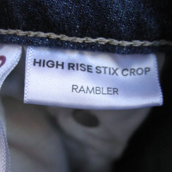 AMO Jeans High Rise Stix Crop Jeans - Picture 11 of 11